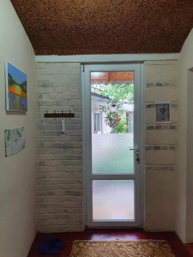 Authentic Apartment In The Centre Кишинёв Экстерьер фото